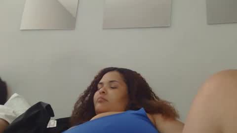 Moniquelalatina online show from 18, 4, 2026