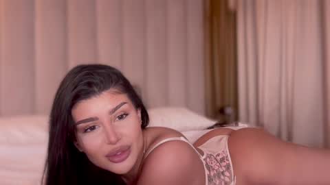 Alessia online show from 6, 10, 2025