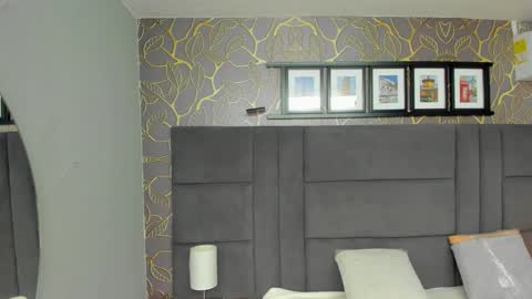   online show from 13, 1, 2026