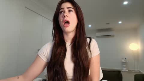 Mons life online show from 28, 10, 2025