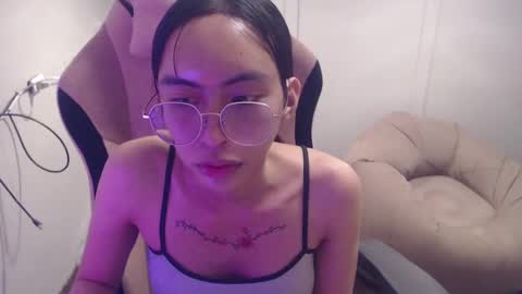 Snapshot of monstercockselfsuck chatting on 24, 1, 2025 ELYSE A SIMPLE GIRL online show from 24, 1, 2025