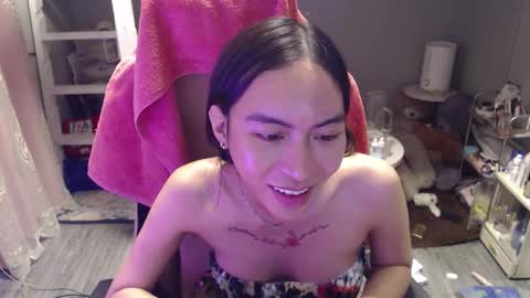 ELYSE A SIMPLE GIRL online show from 7, 1, 2026