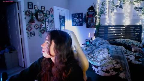 Snapshot of monstrumologist chatting on 11, 2, 2025 Lydia Mooney online show from 11, 2, 2025