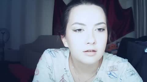 moodiemira online show from 26, 11, 2025