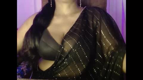 Snapshot of moody_maya chatting on 4, 10, 2025 Maya online show from 4, 10, 2025