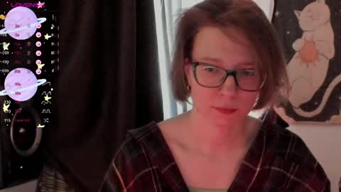Snapshot of moon__girl chatting on 23, 4, 2026 Roxy online show from 23, 4, 2026
