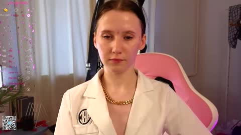 Lola online show from 23, 2, 2025