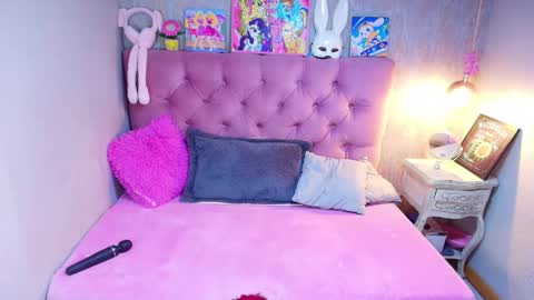 Charlotte online show from 3, 2, 2026