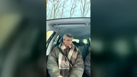 moonflamek online show from 10, 1, 2026