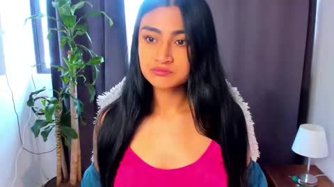 moonie_baddie31 online show from 25, 9, 2025