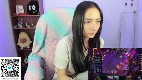 Snapshot of moonlady_ chatting on 18, 1, 2025 MOON online show from 18, 1, 2025