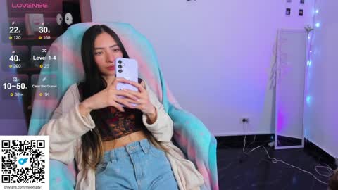 Snapshot of moonlady_ chatting on 22, 1, 2025 MOON online show from 22, 1, 2025