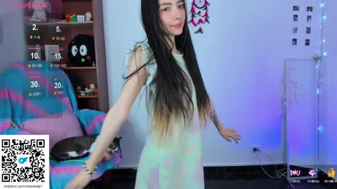 Snapshot of moonlady_ chatting on 24, 1, 2025 MOON online show from 24, 1, 2025