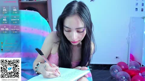 Snapshot of moonlady_ chatting on 3, 2, 2025 MOON online show from 3, 2, 2025