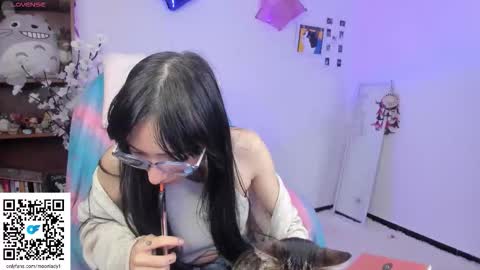 Snapshot of moonlady_ chatting on 21, 9, 2025 MOON online show from 21, 9, 2025