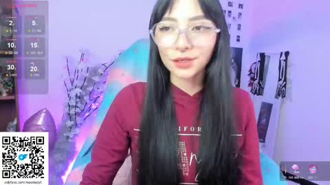 Snapshot of moonlady_ chatting on 27, 10, 2025 MOON online show from 27, 10, 2025