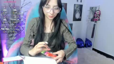 Snapshot of moonlady_ chatting on 21, 12, 2025 MOON online show from 21, 12, 2025