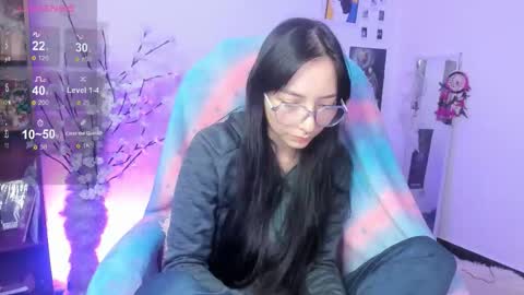 Snapshot of moonlady_ chatting on 21, 12, 2025 MOON online show from 21, 12, 2025