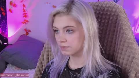 Mia   online show from 4, 12, 2024