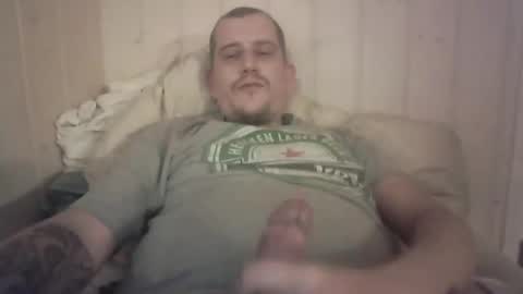 Snapshot of moonlines chatting on 14, 12, 2024 BouncyBoner online show from 14, 12, 2024