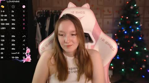 Snapshot of moonlish_siren chatting on 12, 12, 2024 Katrin online show from 12, 12, 2024