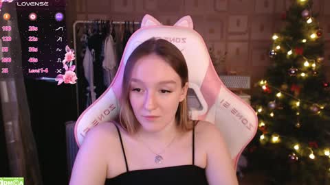 Snapshot of moonlish_siren chatting on 9, 1, 2025 Katrin online show from 9, 1, 2025