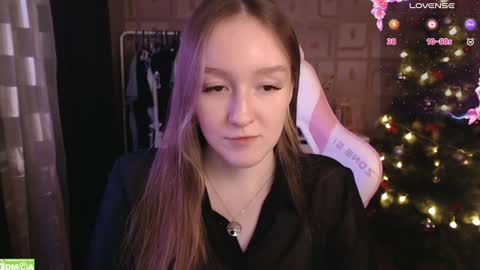 Snapshot of moonlish_siren chatting on 13, 1, 2025 Katrin online show from 13, 1, 2025