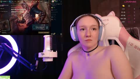 Snapshot of moonlish_siren chatting on 28, 2, 2025 Katrin online show from 28, 2, 2025