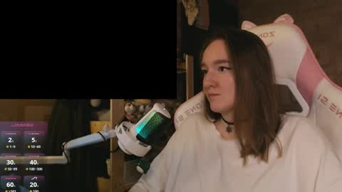 Snapshot of moonlish_siren chatting on 28, 4, 2026 Katrin online show from 28, 4, 2026