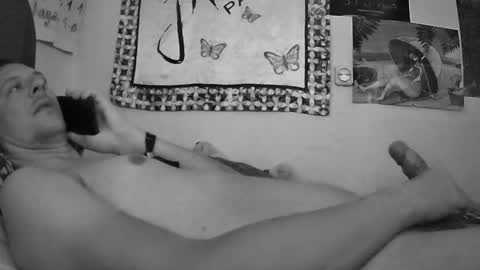 Snapshot of moonlucky007 chatting on 11, 9, 2025 Moonlucky007 online show from 11, 9, 2025