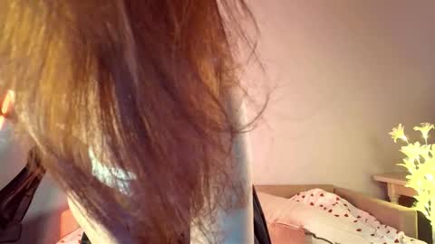 moonmimmi online show from 28, 2, 2026