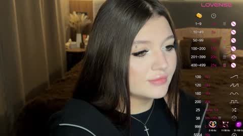 Snapshot of moonrenata chatting on 26, 10, 2025 Ri online show from 26, 10, 2025