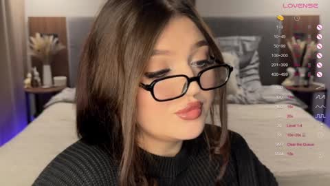 Snapshot of moonrenata chatting on 11, 11, 2025 Ri online show from 11, 11, 2025