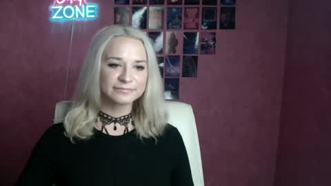 Susanna online show from 7, 7, 2026