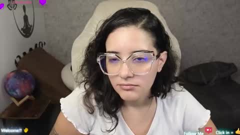 Moon Woman online show from 11, 2, 2025