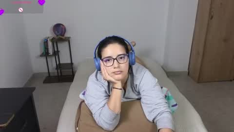 Moon Woman online show from 14, 7, 2026