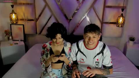 Moon Y Demian online show from 15, 12, 2025