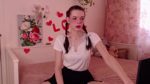 moore_alice online show from 14, 2, 2026
