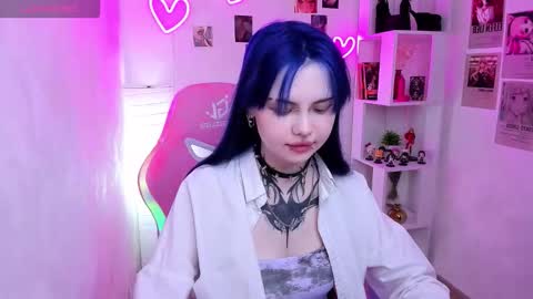 Snapshot of morana_batt chatting on 19, 12, 2025 Morana online show from 19, 12, 2025