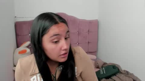 Snapshot of morena_rodriguez_9 chatting on 16, 10, 2025 morena_rodriguez_9 online show from 16, 10, 2025