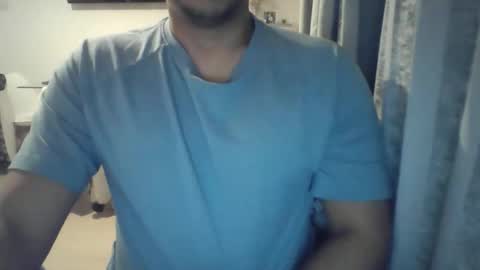 Snapshot of morenolatin19 chatting on 23, 10, 2025 Jos Luis online show from 23, 10, 2025