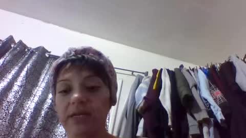 Snapshot of morfenblessed chatting on 16, 12, 2025 morfenblessed online show from 16, 12, 2025