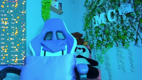 MORGAN CUTE - MODEL online show from 17, 1, 2025