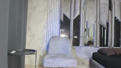 Snapshot of morganandmegan chatting on 23, 10, 2025 MORGAN AND MEGAN online show from 23, 10, 2025