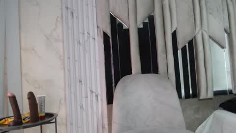 Snapshot of morganandmegan chatting on 28, 11, 2025 MORGAN AND MEGAN online show from 28, 11, 2025