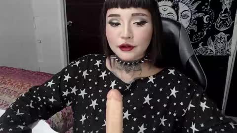 Morgan Moon online show from 5, 1, 2026