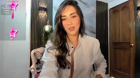 Snapshot of moriahhoe chatting on 6, 4, 2026 Moriah online show from 6, 4, 2026