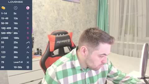 Snapshot of morlaios chatting on 8, 11, 2025 Morl online show from 8, 11, 2025