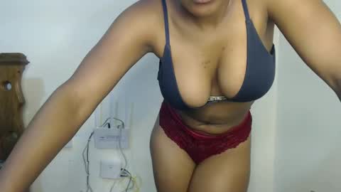 Mellisa online show from 3, 12, 2024