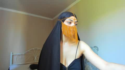 Snapshot of moroccan_diamond_ chatting on 8, 5, 2026 Medina online show from 8, 5, 2026